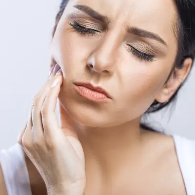 Çene Eklemi Ağrısı Nasıl Geçer