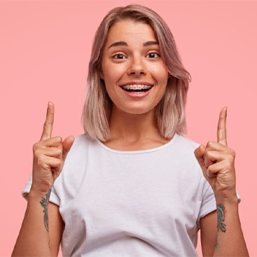 Ön Diş Eğriliği Nasıl Düzeltilir?