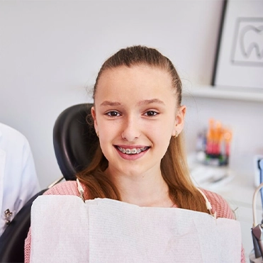 Diş Teli Neden Takılır?